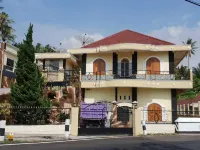 Hotel Bromo Indah Bergas 호텔