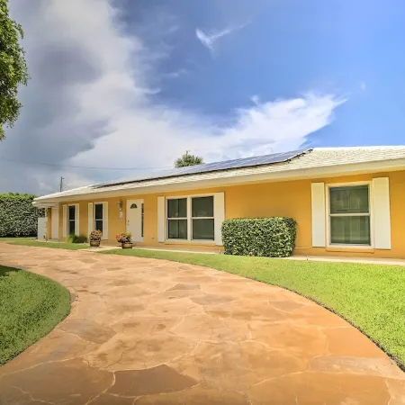 Riviera Beach Vacation Home w/ Pool: Walk to Beach