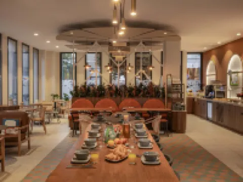 Ibis Styles Sevilla City Santa Justa Hotéis em Sevilha