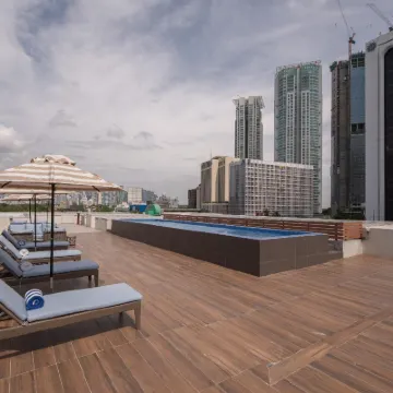 The Belamy House Managed by HII Hotels near Buendia MRT Station