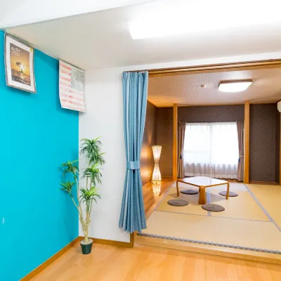 Seaside Pension Petit Shirahama Отели рядом с достопримечательностью «Пляж Сирарахама»