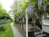 チューダー ロッジ  モーテル