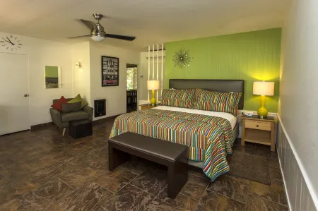 Desert Riviera Hotel