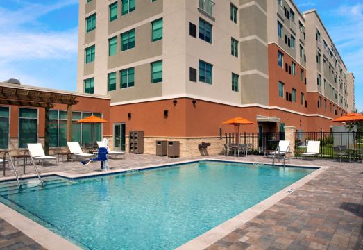 1. 하얏트 플레이스..