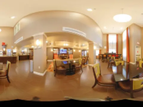 Holiday Inn Express & Suites Pine Bluff by IHG Hotels in Pine Bluff