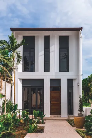 Baan Kamana Guest House