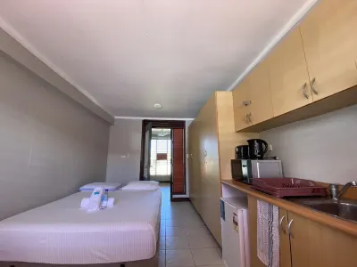 Island Travelers Accommodation Hotels near Fijian Broadcasting Corporation