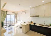 Lovina 21-07 at Harbour Bay Hotel a Batu Ampar