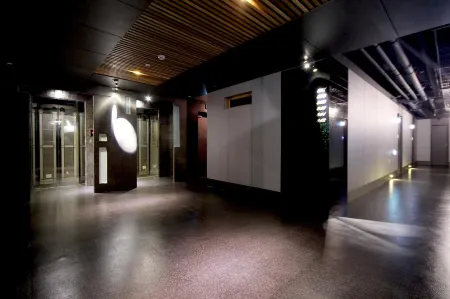 Changwon Sangnam-Dong U Отели рядом со станцией Changwonjungang Railway Station