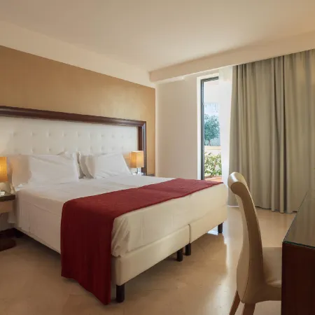 Vittoria Resort Pool & Spa
