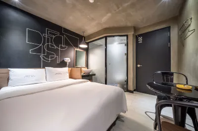 Seongbuk (Bomun-Dong) Piano Hotels near Korea University Broadcasting Station