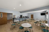 Red Lion Inn & Suites Gretna - Omaha SW