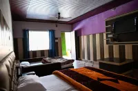 The Palm Resort Hotels in Shivpuri