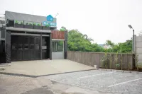 My Stay Semarang Hotell i Wonotingal