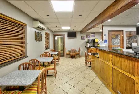 Super 8 by Wyndham Amarillo East