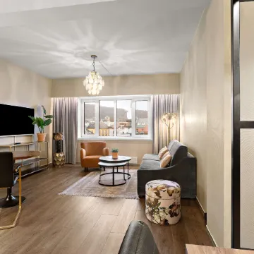 Ole Bull, Best Western Signature Collection