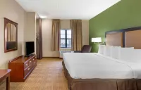 Studio 6 Corporate Extended Stay Chicago Lisle IL