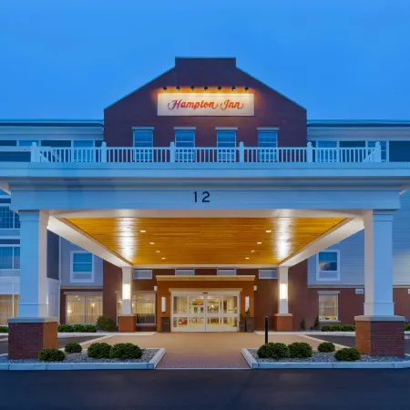 Hampton Inn by Hilton Buzzards Bay Cape Cod Canal