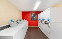 Studio 6 Suites Fresno North CA