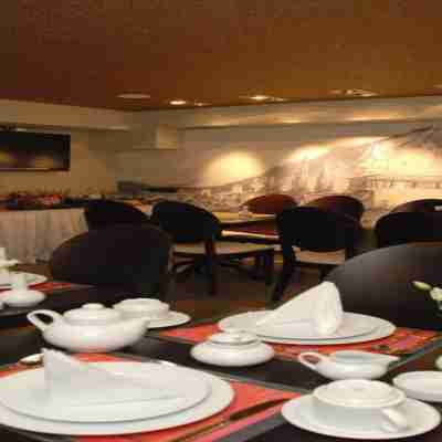 Aion Luxury Hotel Dining/Meeting Rooms