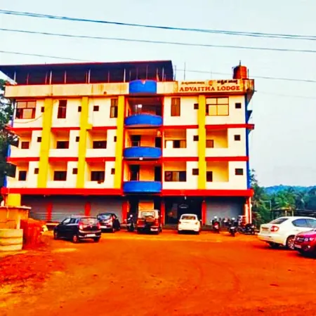 Advaitha Lodge
