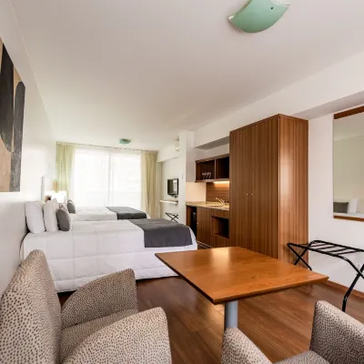 Hotel Bys Palermo Отели рядом с достопримечательностью «Парк Сентенарио»