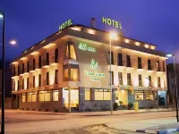 Hotel Ele Puente Romano de Salamanca Hotels near Roman Bridge of Salamanca