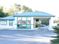 Relax Inn Savannah - Motels