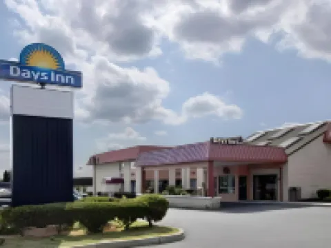Days Inn by Wyndham Hillsborough Hotels in Branchburg