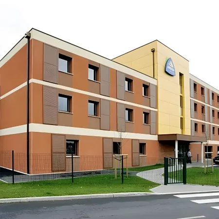 Sure Hotel by Best Western St-Amand-Les-Eaux