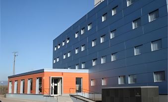 7. B&B Hote..