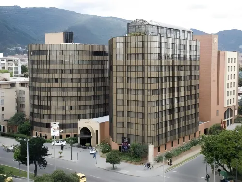 Cosmos 100 Hotel & Centro de Convenciones - Hoteles Cosmos