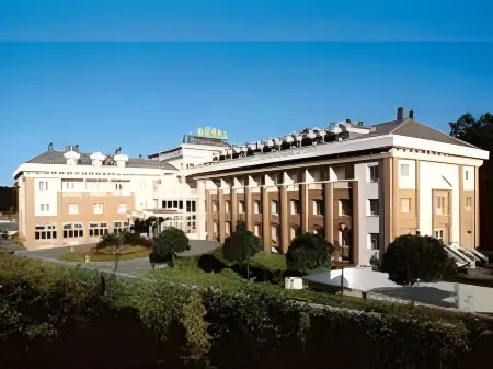 Hotel Urdanibia Park Отели в г. Ирун