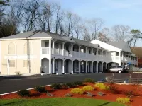 Studio Inn and Suites