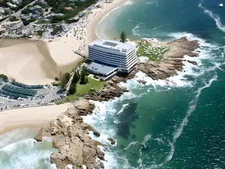 Plett Beachfront Accommodation Отели рядом с достопримечательностью «Knysna Elephant Park»