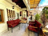 The Red Horse Hotel