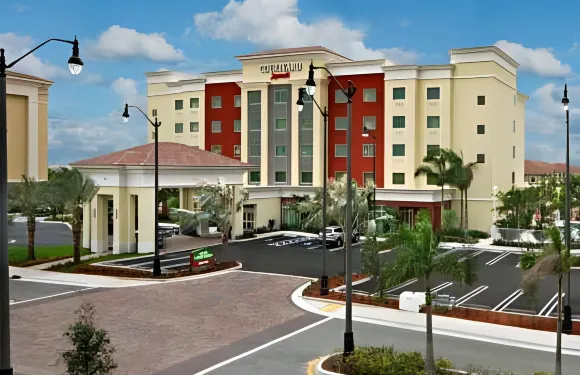 邁阿密霍姆斯特德萬怡酒店