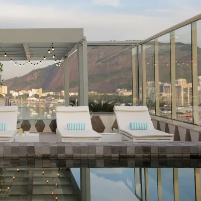 يو2 ريو دي جانيرو، تابيستري كوليكشن باي هيلتون Hotels near ايبانيما