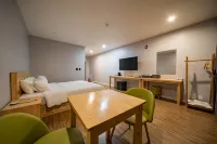 Gangneung Pine City Hotel Hotels near Gangneug Oval