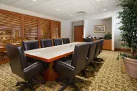 Super 8 by Wyndham State College