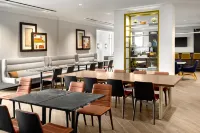 Sheraton Stonebriar Hotel - Breakfast