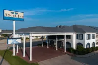 Angel Inn Near Imax, a Travelodge by Wyndham