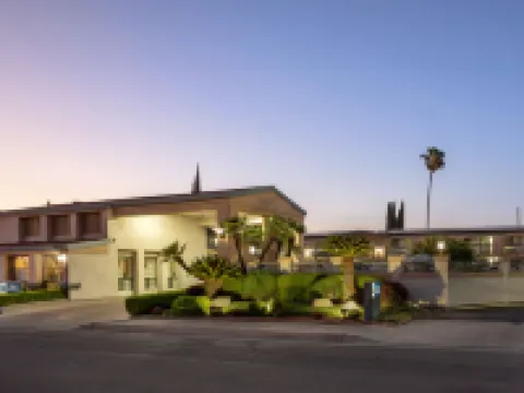 Best Western Inn Hotels in Merced