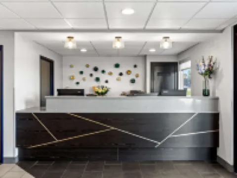 Days Inn by Wyndham Doswell at the Park ドスウェルのホテル