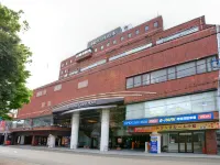 アパホテル＜小松グランド＞ 小松駅周辺のホテル
