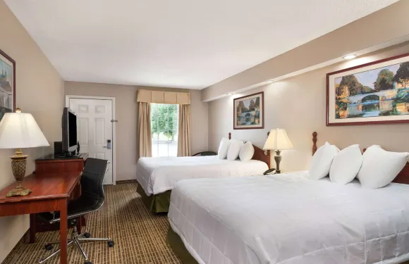 圖拉荷馬温德姆唄盟酒店