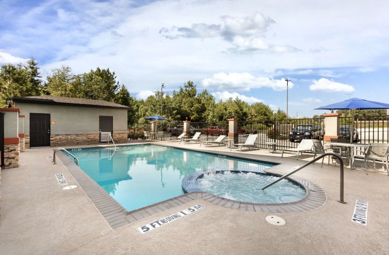 Best Western Carthage Inn Suites photo 3