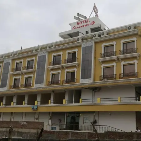 Hotel Grandeur