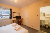 The Ben Mhor Hotel, Bar & Restaurant Hotel di Grantown on Spey