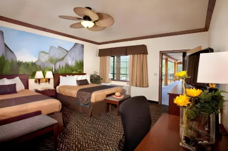 Best Western Plus Yosemite Gateway Inn Отели рядом с достопримечательностью «Joe's Sew & Vac»